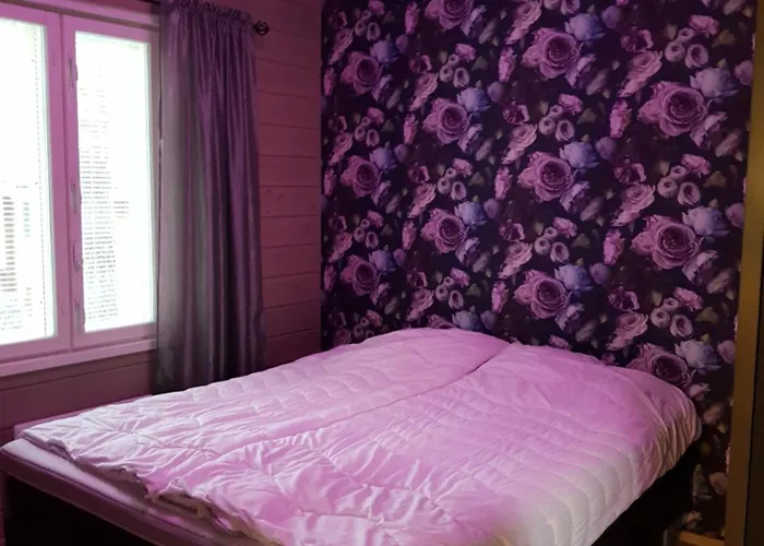 Lomahuvila Metso فيلة *